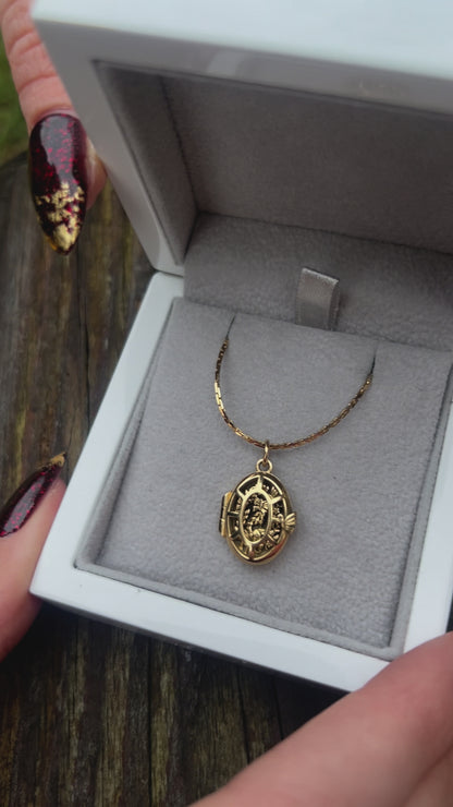 Wonderland 'Fairytale' Yellow Gold Locket